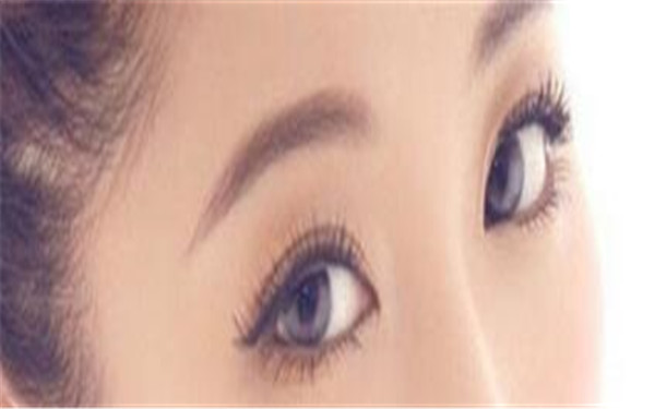 華西美容整形科，推薦優(yōu)秀的雙眼皮醫(yī)生及專業(yè)解讀