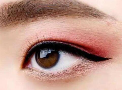 盧帆醫(yī)生的祛眼袋治療介紹，四川省人民醫(yī)院整形科案例分享