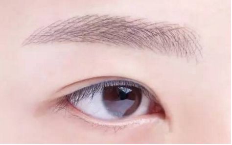 廣州利美康醫(yī)療美容門(mén)診部的醫(yī)生是專(zhuān)業(yè)且備受推崇的嗎？