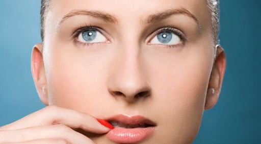 針對(duì)石家莊碧蓮盛植發(fā)醫(yī)院的狀況，您不禁想問(wèn)它的醫(yī)生團(tuán)隊(duì)有何資質(zhì)？