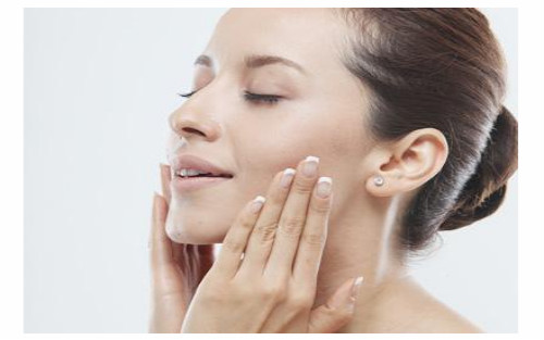 2023廣州膠原蛋白填充豐面部專家排行榜前十名(張金明、楊海燕、謝詩(shī)涓這些醫(yī)生均有上榜)