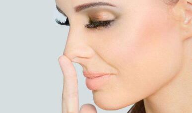 深圳知名眼部整形專家排行榜，5位醫(yī)師齊聚醫(yī)學(xué)界！