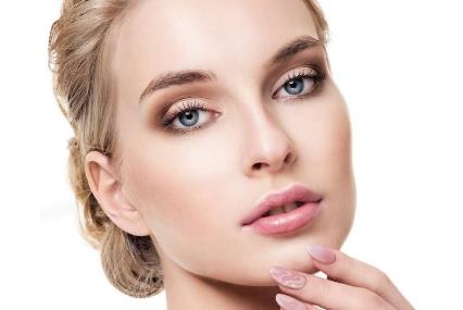 南京隆胸的醫(yī)生推薦：5位大咖技藝對決，就等你來選！