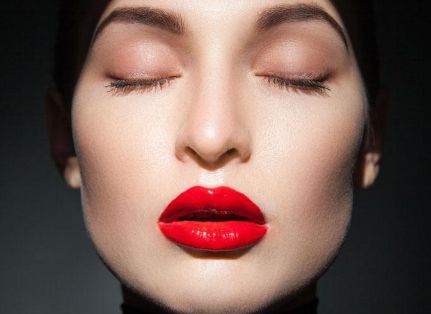 「濟南祛眼袋手術哪家醫(yī)院做得好？」