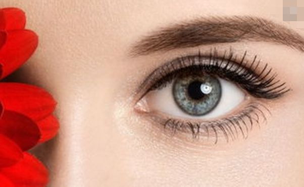 大連市眼部整形專(zhuān)家推薦，哪家醫(yī)院做眼部整形好？