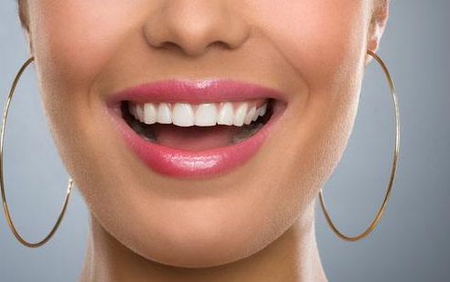 重慶激光除皺醫(yī)院哪家好？專家?guī)懔私庵貞c激光除皺獲美肌秘方