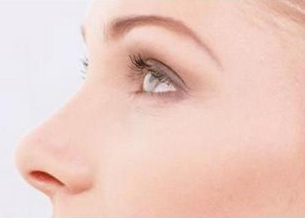 侯秀英雙眼皮術(shù)的效果如何？比較好的技術(shù)與豐富經(jīng)驗(yàn)揭秘