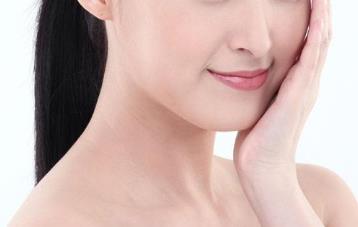 2023成都復合隆胸醫(yī)生評價前十位(黃曉光、魏東、于永梅個人簡介、口碑不容錯過！)