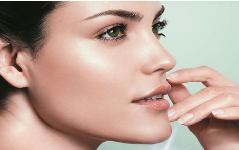 杭州開雙眼皮哪家醫(yī)院好？選擇正規(guī)專業(yè)醫(yī)療機(jī)構(gòu)才能得心應(yīng)手