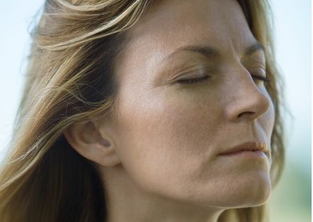 德州做隆胸整形醫(yī)院哪家好？專家團(tuán)隊(duì)排名指南！