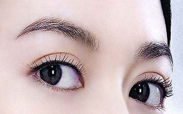 華西醫(yī)院整形美容科：選擇合適醫(yī)生與最新價(jià)格一覽