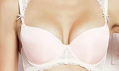 精選南京喬雅登認(rèn)證醫(yī)生名單，全程專家護(hù)航，塑美信心安心選擇！