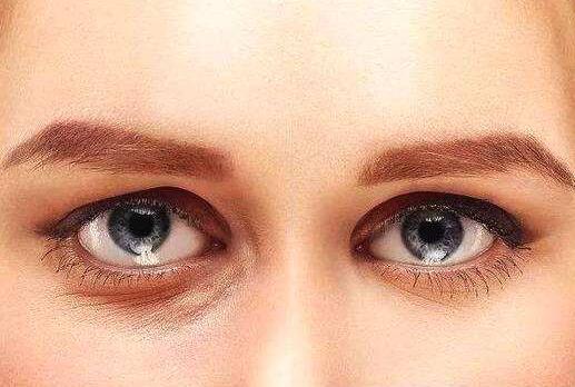 文國(guó)忠醫(yī)生的醫(yī)術(shù)和口碑如何？假體隆鼻手術(shù)對(duì)比一覽