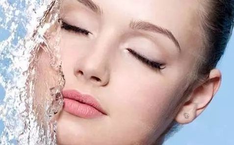 昆明哪家整容醫(yī)院隆胸技術(shù)好？