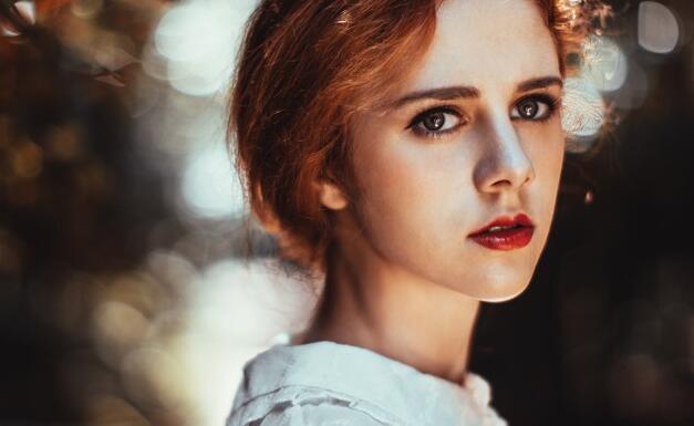 國內(nèi)哪些醫(yī)生是隆胸領(lǐng)域的專家？價(jià)格一覽供參考！曾昂&江華&許揚(yáng)濱等，叱咤醫(yī)界！