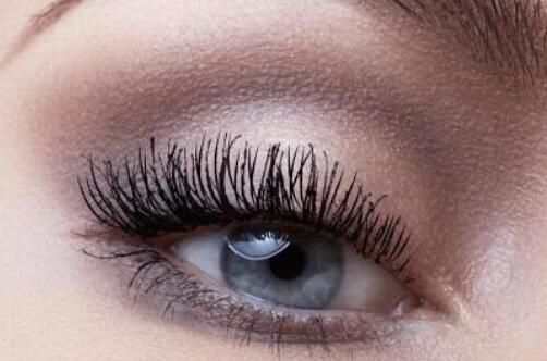 李健鼻子整形分享、上海華美人氣整形專家?guī)眢@艷果圖！看他新氣質(zhì)風(fēng)采！