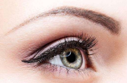 西京醫(yī)院郝冬月專業(yè)醫(yī)師簡(jiǎn)介及雙眼皮案例分享，詳細(xì)了解！