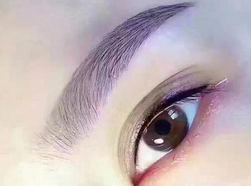 如何塑造個(gè)性化的鼻子？王克明醫(yī)生供圖，引爆社交媒體熱議！