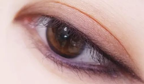 深圳周敏醫(yī)生眼部整形技術(shù)評(píng)價(jià)及相關(guān)知識(shí)分享