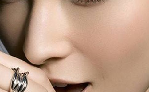 南寧自體豐胸醫(yī)院排名，哪家好選擇最靠譜？