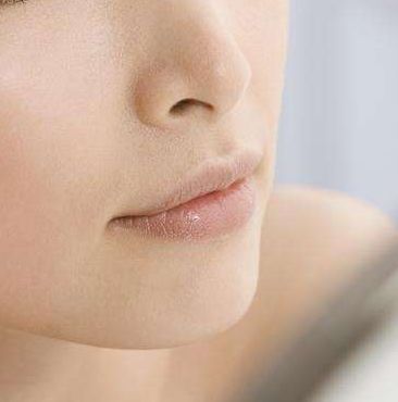 【重慶市眼袋整形哪家好？實(shí)力背后的醫(yī)院選擇】