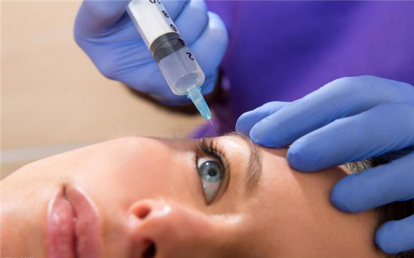 廣州新生毛發(fā)醫(yī)院的治療效果及李傳位醫(yī)生的發(fā)際線植發(fā)結果如何呢？