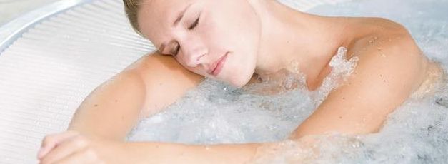 濟南山東大學(xué)齊魯醫(yī)院-美容整形燒傷科怎么樣？濟南山東大學(xué)齊魯醫(yī)院-美容整形燒傷科簡介|醫(yī)生團隊|口碑評價！