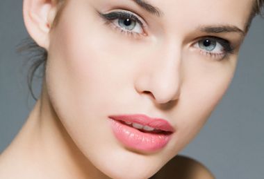 南京哪家醫(yī)院做去眼袋好？醫(yī)生經(jīng)驗(yàn)豐富，效果顯著！