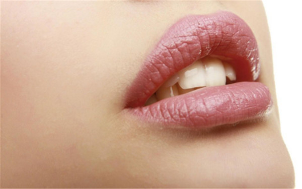 2023成都胸部美容排行醫(yī)生(黃小林、劉國權、李從從技術確實備受肯定)