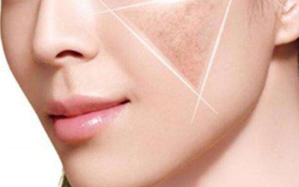 武漢協(xié)和整形美容醫(yī)院楊杰教授簡(jiǎn)介及雙眼皮測(cè)評(píng)圖解