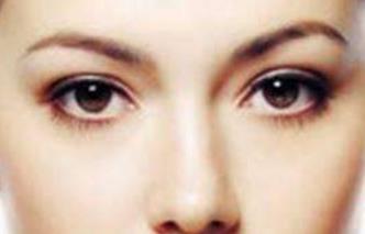 上海九院激光美容科獨(dú)當(dāng)一面的專家隊(duì)伍，美容效果明顯！