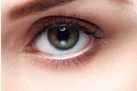 深圳哪家醫(yī)院的雙眼皮修復(fù)效果好？醫(yī)生實力解析，了解眼部整形常識