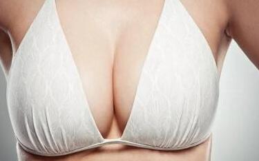 上海乳房美容醫(yī)生推薦，一線醫(yī)師李健、殷初陽及文愛克備受矚目！