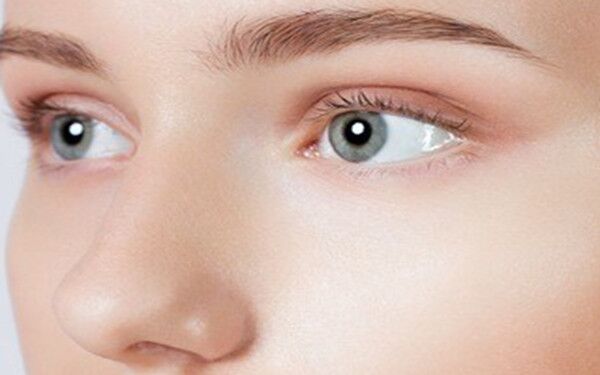 鄭大2附屬醫(yī)院雙眼皮手術經驗豐富的醫(yī)生推薦。分享雙眼皮手術恢復經驗，讓你更美麗。