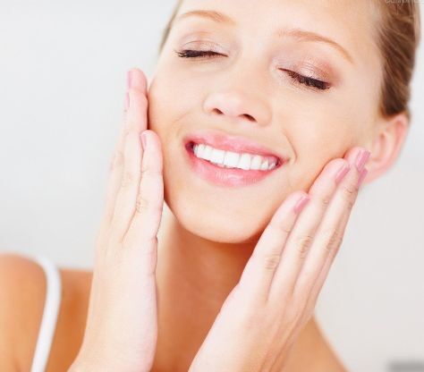 2023北京乳房唇修復(fù)強(qiáng)榜前十強(qiáng)的專家(許聰、李鳳苔、賈康再上榜)