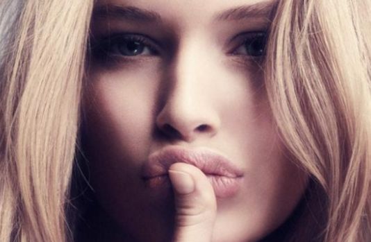 上海激光美容哪家醫(yī)院好？探尋上海市場(chǎng)熱門激光美容診所