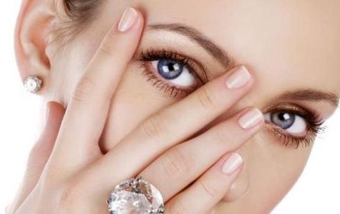 武漢做眼袋手術(shù)哪家醫(yī)院好且價格透明，術(shù)后效果顯著？