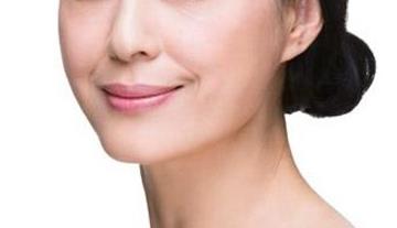 2023廈門生長紋填充眉間紋正規(guī)專家前十位(喻志宏、劉振中、王哲口碑沒得挑)