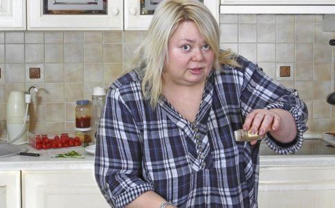 秋天夜跑如何有效瘦身，超越肥胖的秘籍