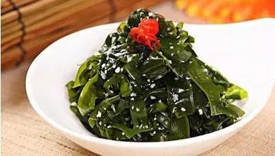 吃什么食物能快速瘦肚腩呢？