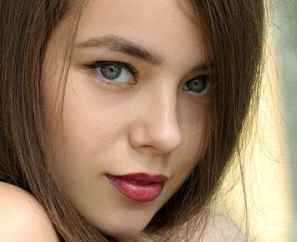 俄羅斯模特Valeria Lukyanova整容后的身材曝光，太驚艷了！