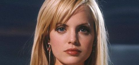 南京華韓奇致美容醫(yī)院冬季優(yōu)惠單頁(yè)