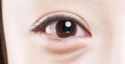 華美張朋主任吸脂到底有何魅力？想了解嗎？