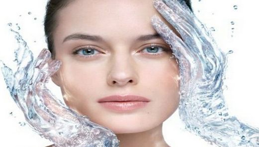 如何通過(guò)簡(jiǎn)單方法改變圓臉形狀？