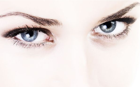 大慶油田總醫(yī)院，眼袋手術(shù)效果專業(yè)醫(yī)生推薦-親身案例分享！