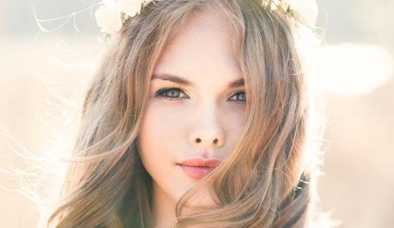 夏季安全嫩膚，彩光療程術(shù)后妝容定妝何時適宜？