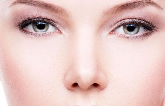 洪瑞雙眼皮微整的親身體驗分享，醫(yī)師介紹揭秘，造就美麗雙眸的秘訣揭示