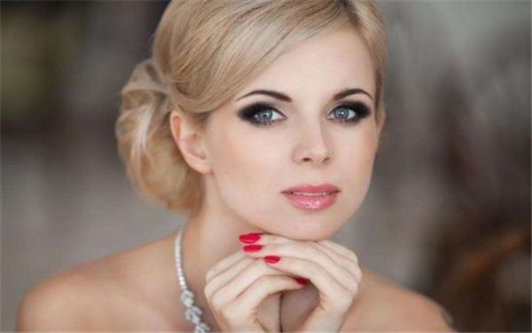 青島哪家紋眉店好