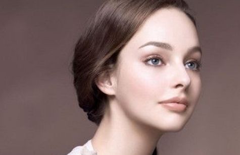 成都大華醫(yī)學(xué)美容：雙眼皮、隆鼻收費(fèi)一覽，價(jià)格表及點(diǎn)評(píng)