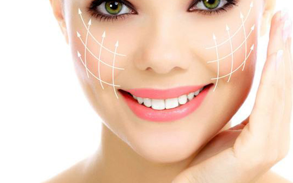 銅仁地區(qū)人民醫(yī)院美容整形科的醫(yī)生技術(shù)如何？真實(shí)點(diǎn)評！整形手術(shù)是否安全可靠？